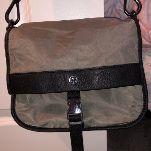 lululemon athletica Handbags - LULULEMON NOW AND ALWAYS CROSSBODY KAHKI BLACK